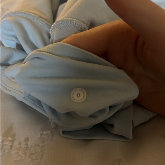 Lululemon align leggings 28’ or 25’ - Picture 5 of 5